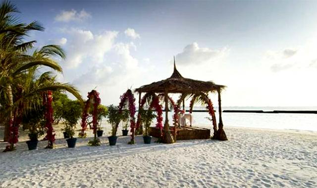 Отель Kurumba Maldives 5*
