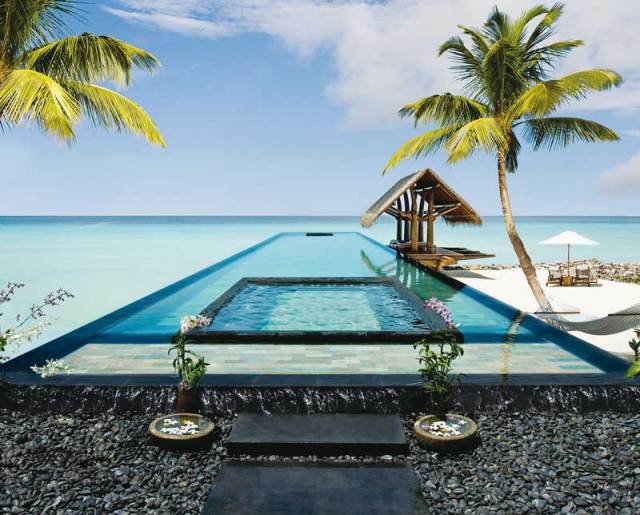 Самый дорогой отель на Мальдивах