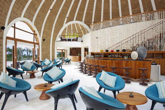 Отель Holiday Inn Resort Kandooma Maldives Hotel 5* 