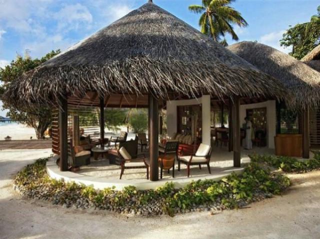 Отель Constance Halaveli Resort Maldives