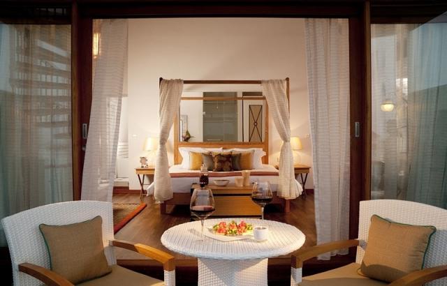 Отель Centara Grand Island Resort & Spa Maldives 5*